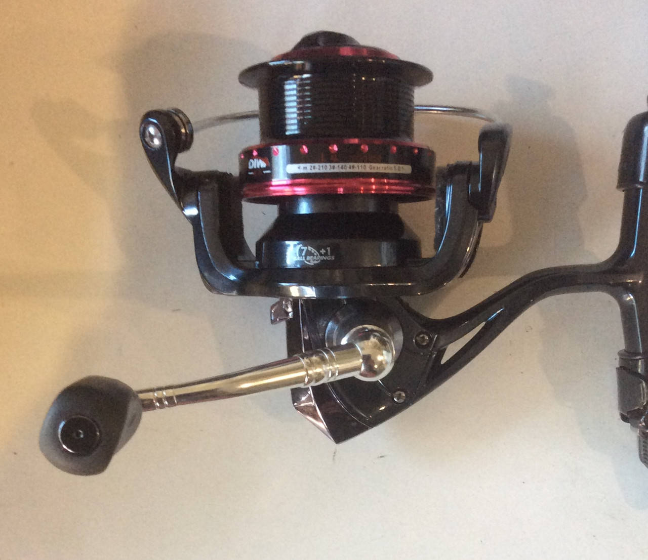 

Катушка Shark XT-3000f 7+1bb