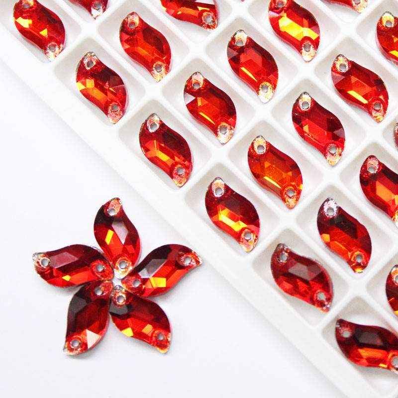 

Пришивные стразы 6х12мм Стекло.цвет Lt.Siam