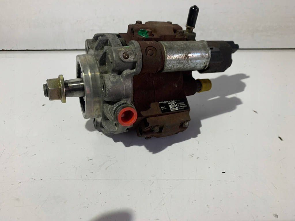 

Топливный насос Ford Connect 1.8 tdci ТНВД Форд Коннект 5WS40094