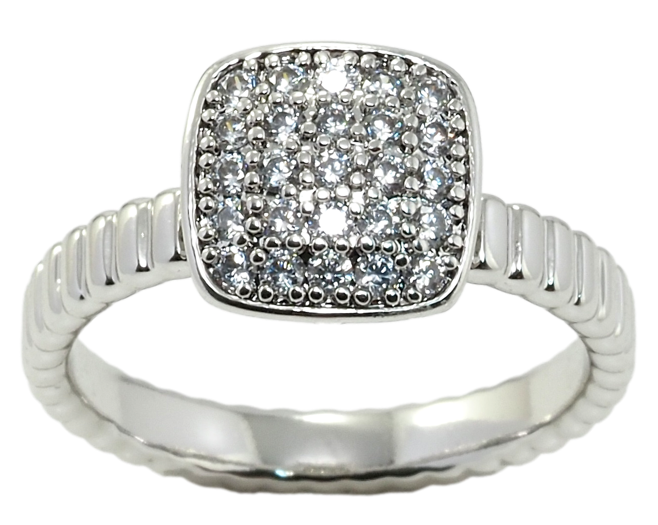 

Кольцо Xuping Родий "Инкрустация цирконием" р.17,17.5,18.5,19,19.5,20