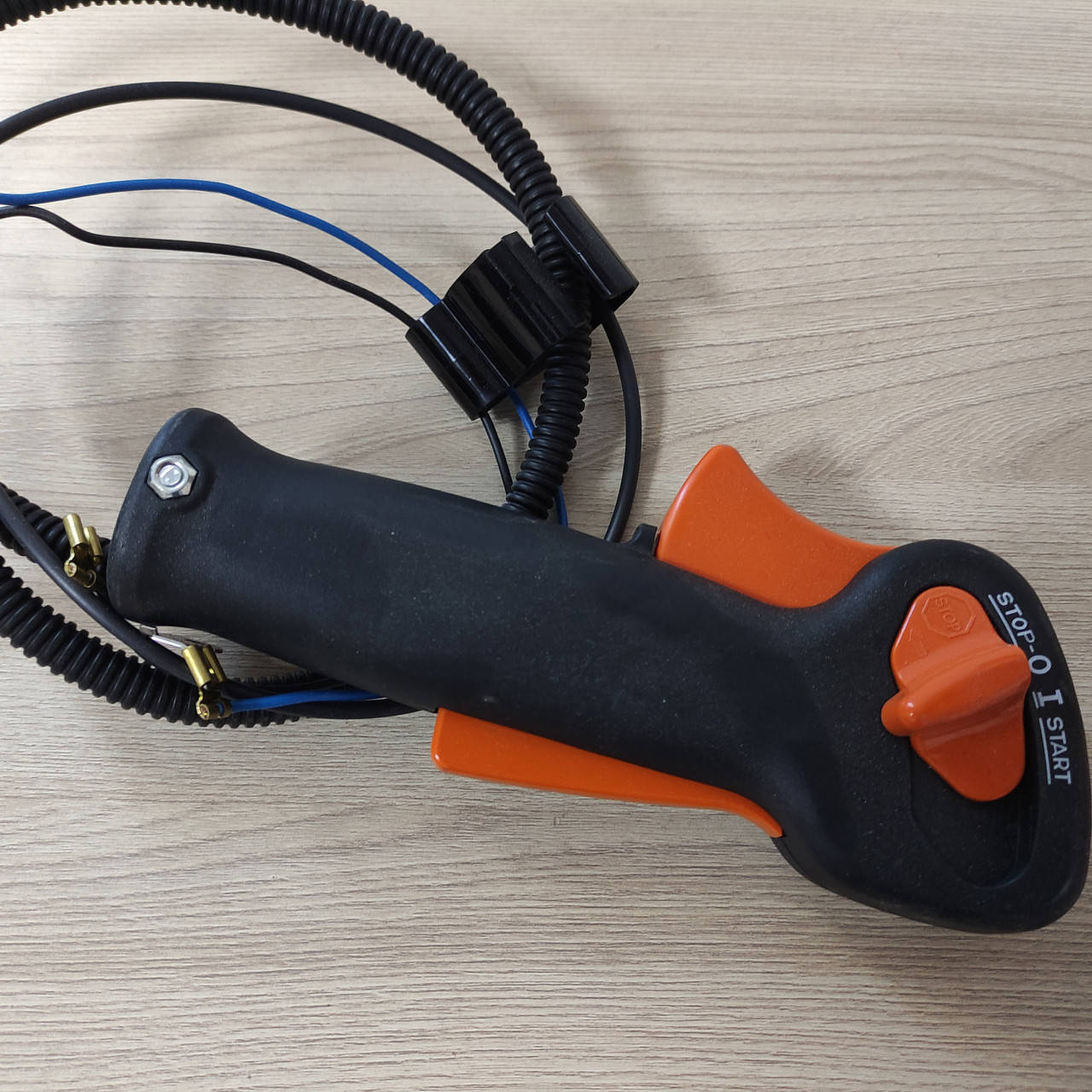 

Ручка управления для мотокосы Stihl FS 55 после 2012года выпуска