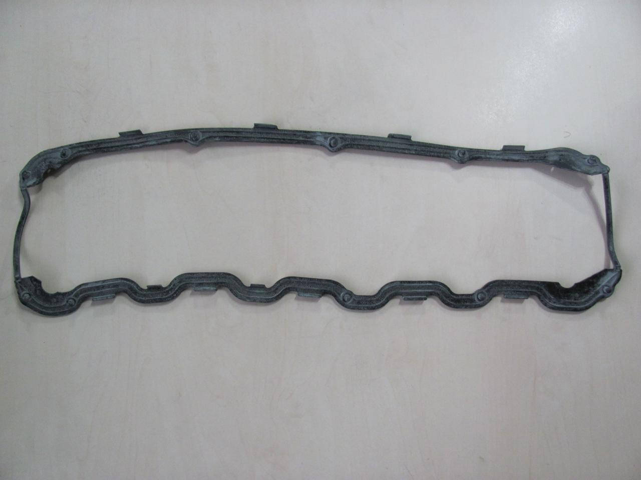 

Прокладка клапанной крышки Volkswagen T4 2.4D | 2.5i 90-96 | DPH