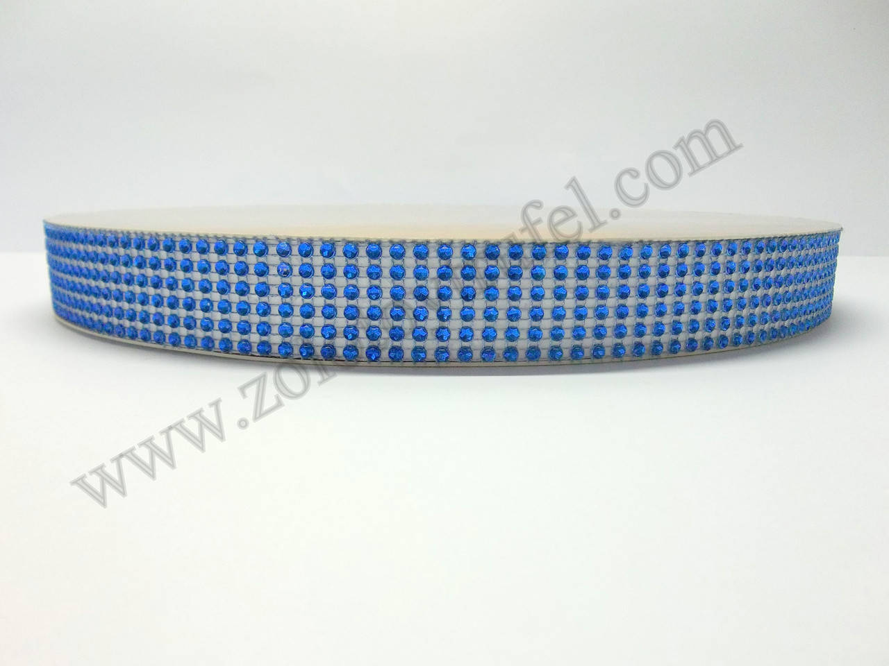 

Усиленная подложка h-3 см "Круглая золото-серебро с синими камнями Ф 30 см"