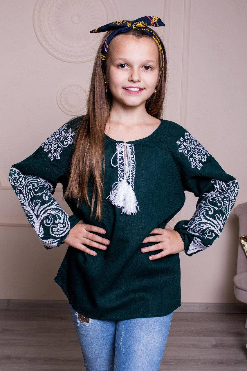 

Детская блузка для девочки с красивым орнаментом Ольга зеленая 152