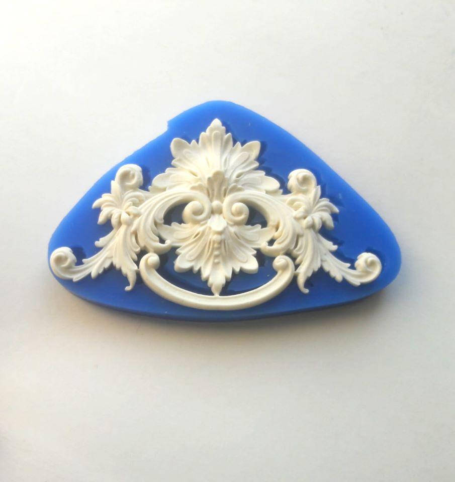 

Силиконовый молд большой вензель.