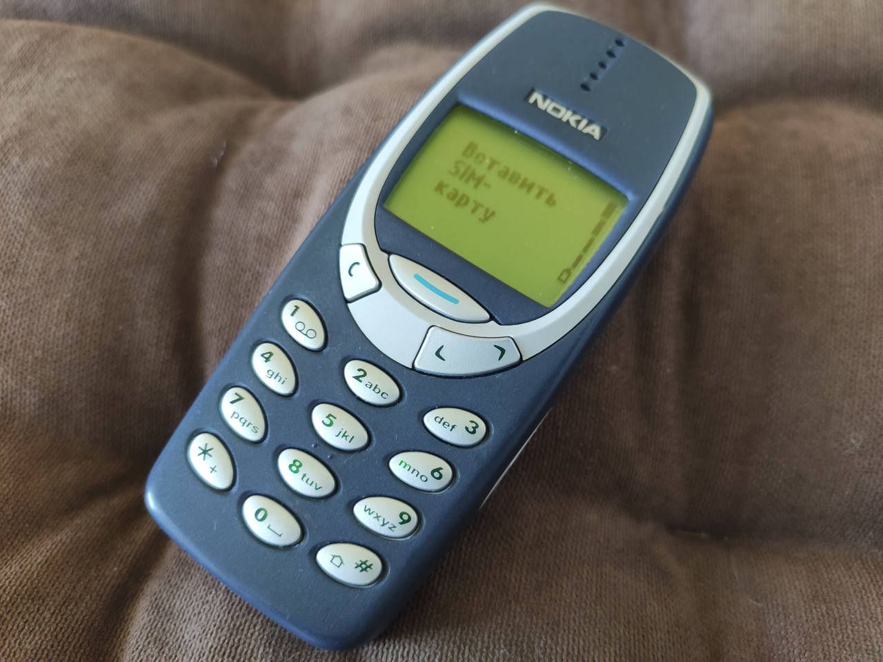 

Мобильный телефон Nokia 3310 б.у оригинал