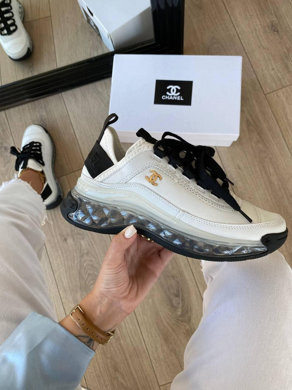 

Женские кроссовки Chanel Crystal Sneakers, Белый