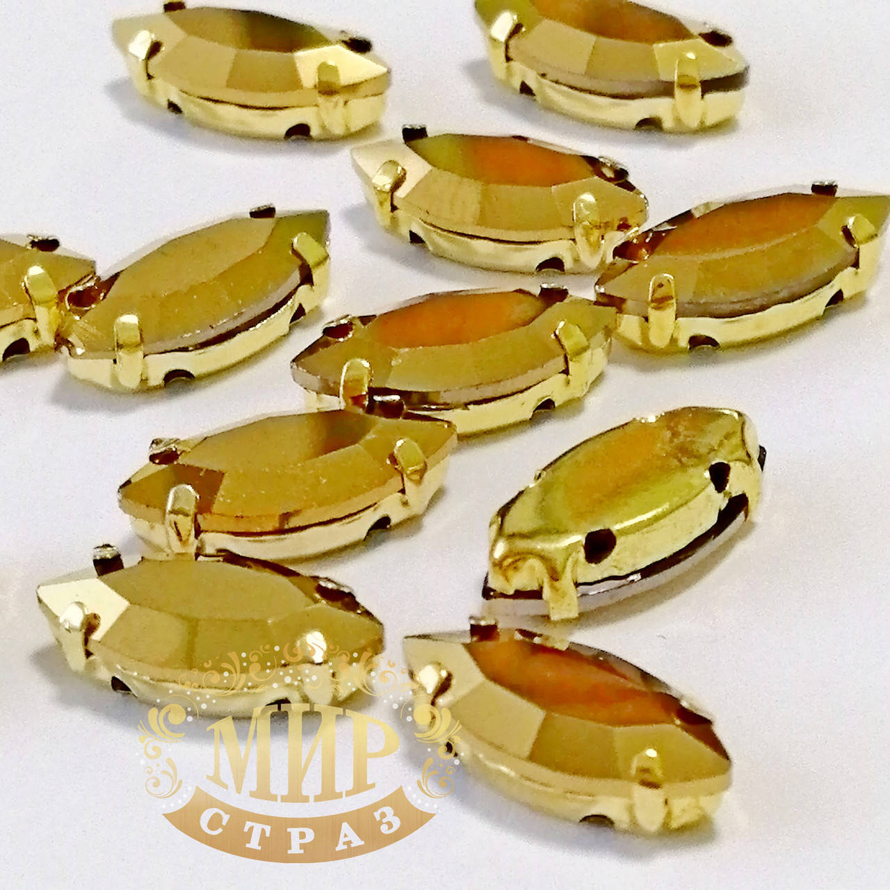 

Cтразы в золотых цапах Лодочка, цвет Gold, 7х15мм, 1шт, Белый