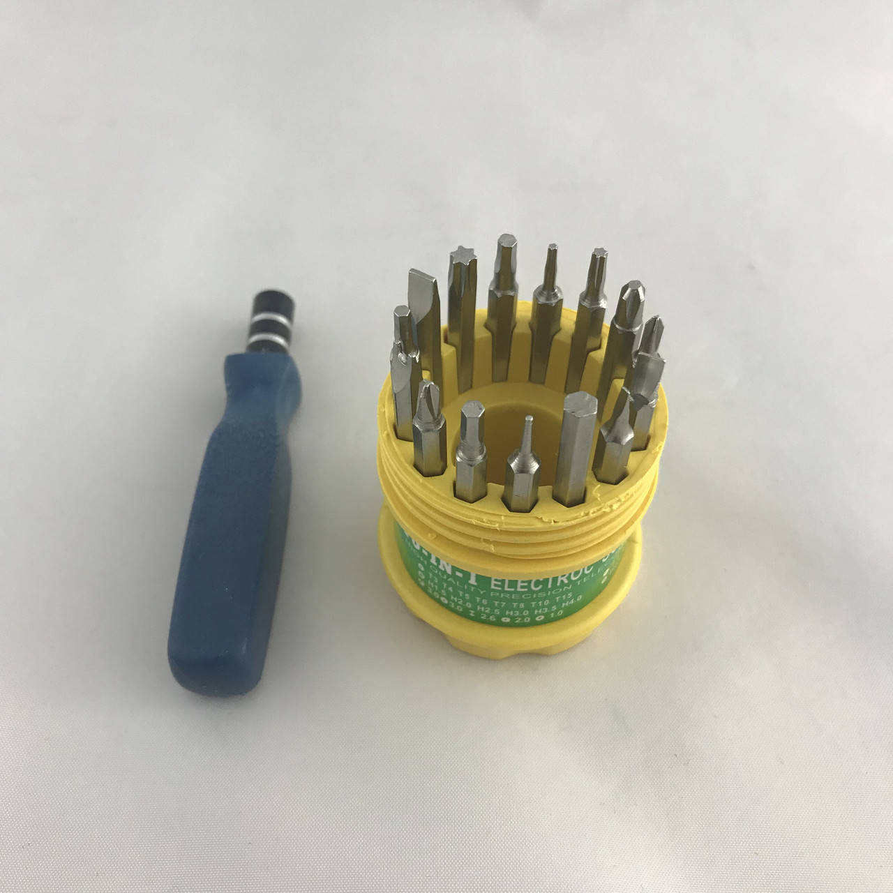 

Набір викруток 6016 16 в 1 ручка з насадками