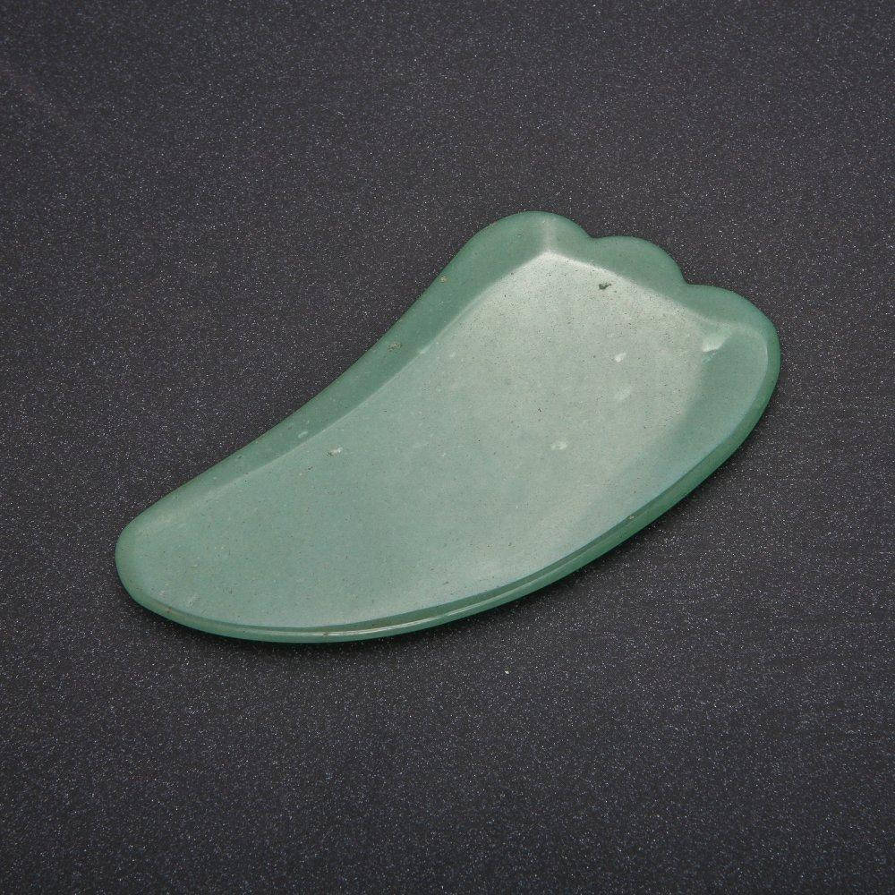 

Массажер-скребок ГуаШа из натурального камня Нефрит 5х10см