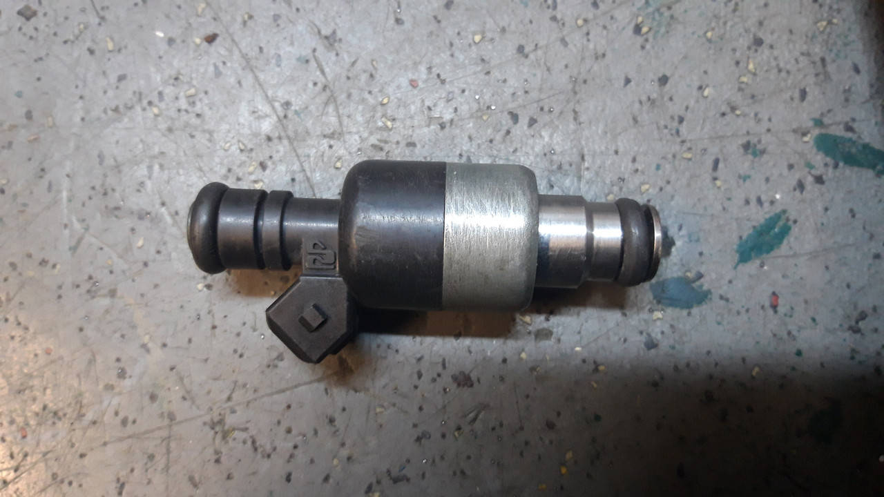 

Форсунка Opel Astra F 1.6i 16V 1994-2005 года