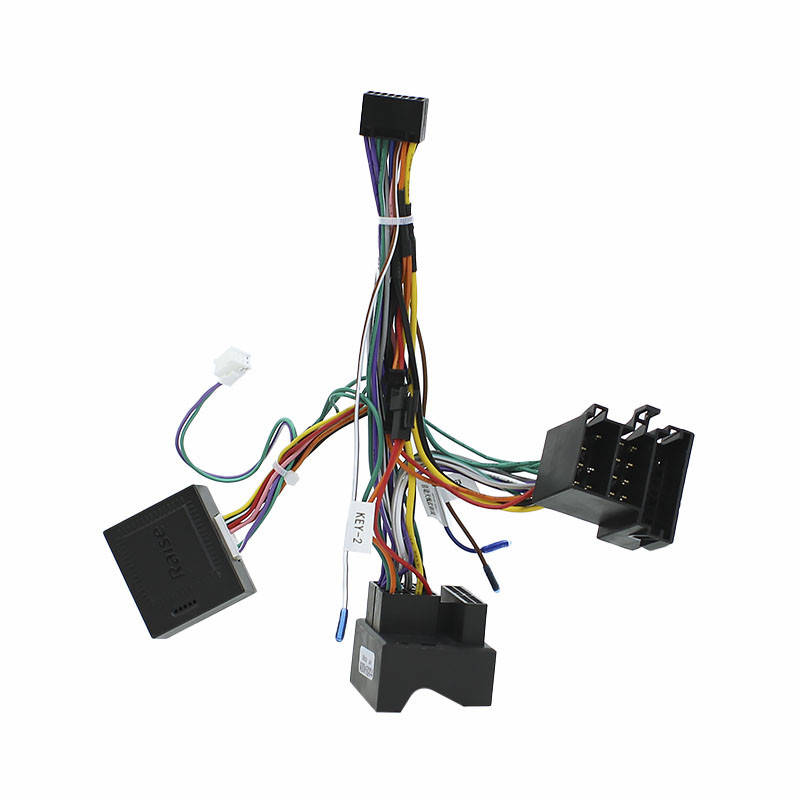 

Адаптер штатной магнитолы для FEELDO Ford Focus 2015+ (2329) фишка