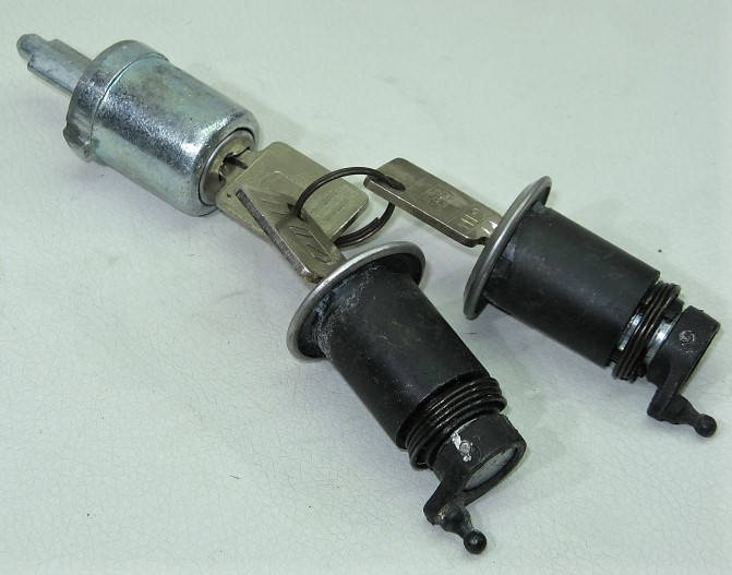 

Личинки замков дверей и багажника ЗАЗ 1102,1103, Таврия, Славута