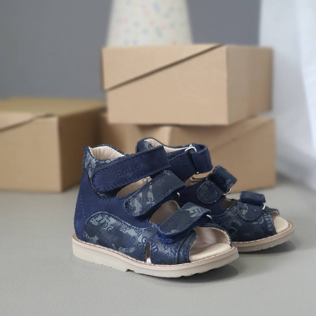 

Антиварус босоножки для мальчика кожаные, стильные..индивидуальный пошив 14 роб дней 28р