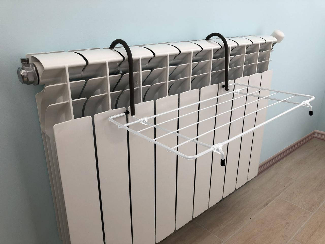 

Сушилка радиаторная, Белый