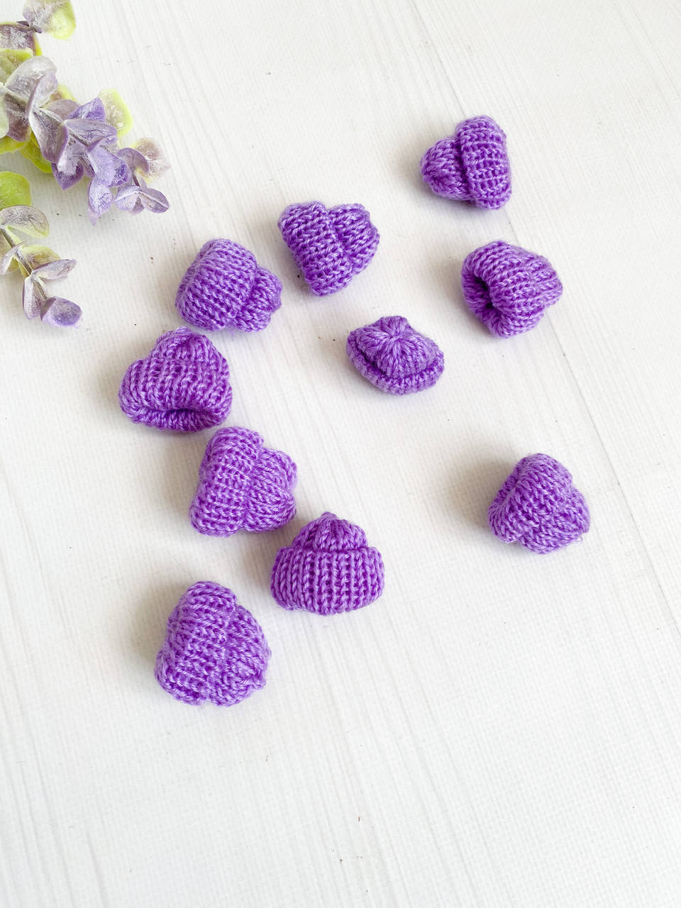 

Декор "Шапка вязаная" сиреневая 3.5 * 3.5 см