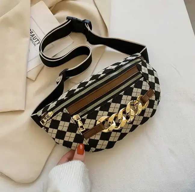 

Сумка на пояс женская стильная бананка в квадратик, Коричневый