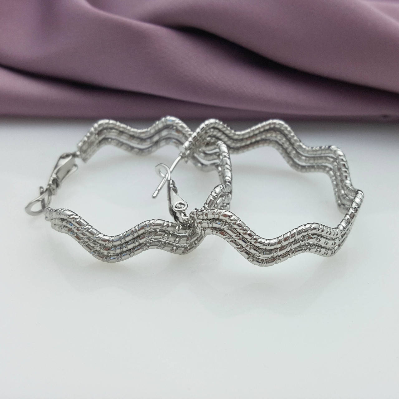 

Серьги Волнистые Кольца с насечками, медсталь Xuping