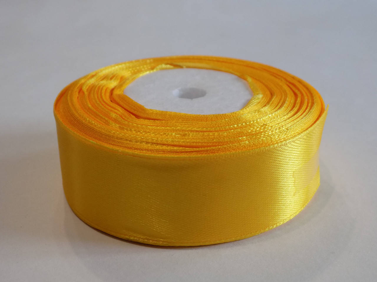 

Лента атласная 2.5 см