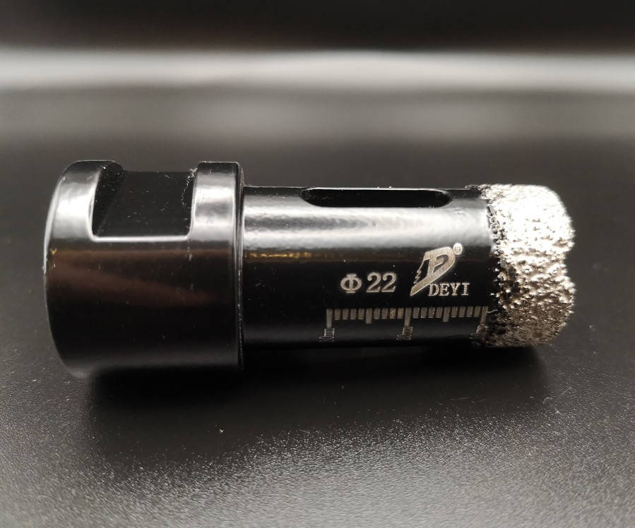 

Алмазная коронка 22 мм Black Edition
