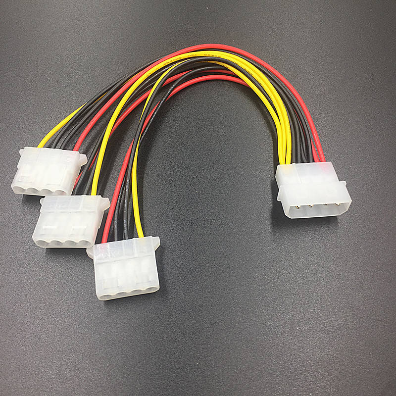 

Переходник 4pin (molex F) to 3 x 4pin (molex M)