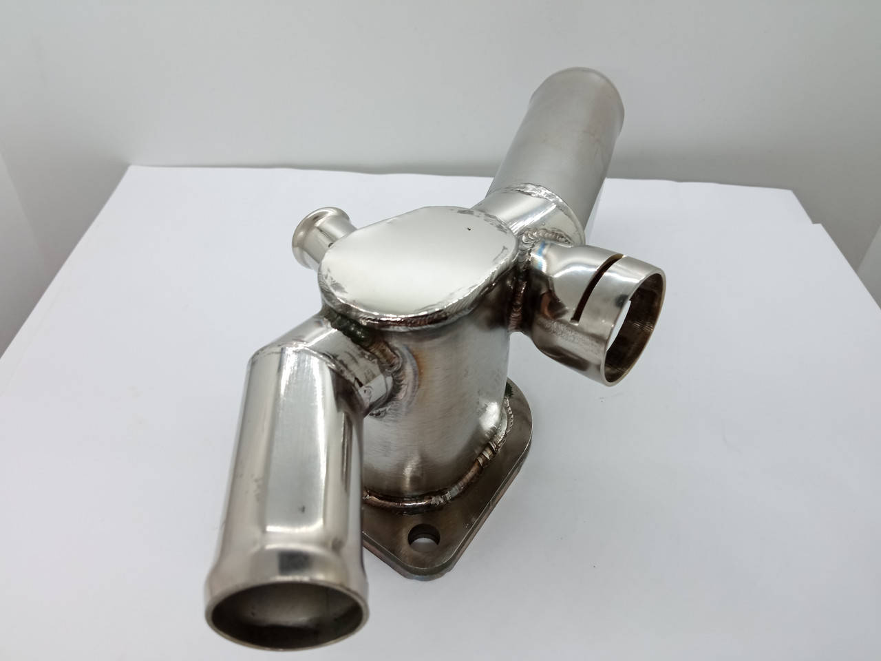 

Р318 Фланец патрубка охлаждающей жидкости Audi/Seat/Skoda/VW из нержавеющей стали.