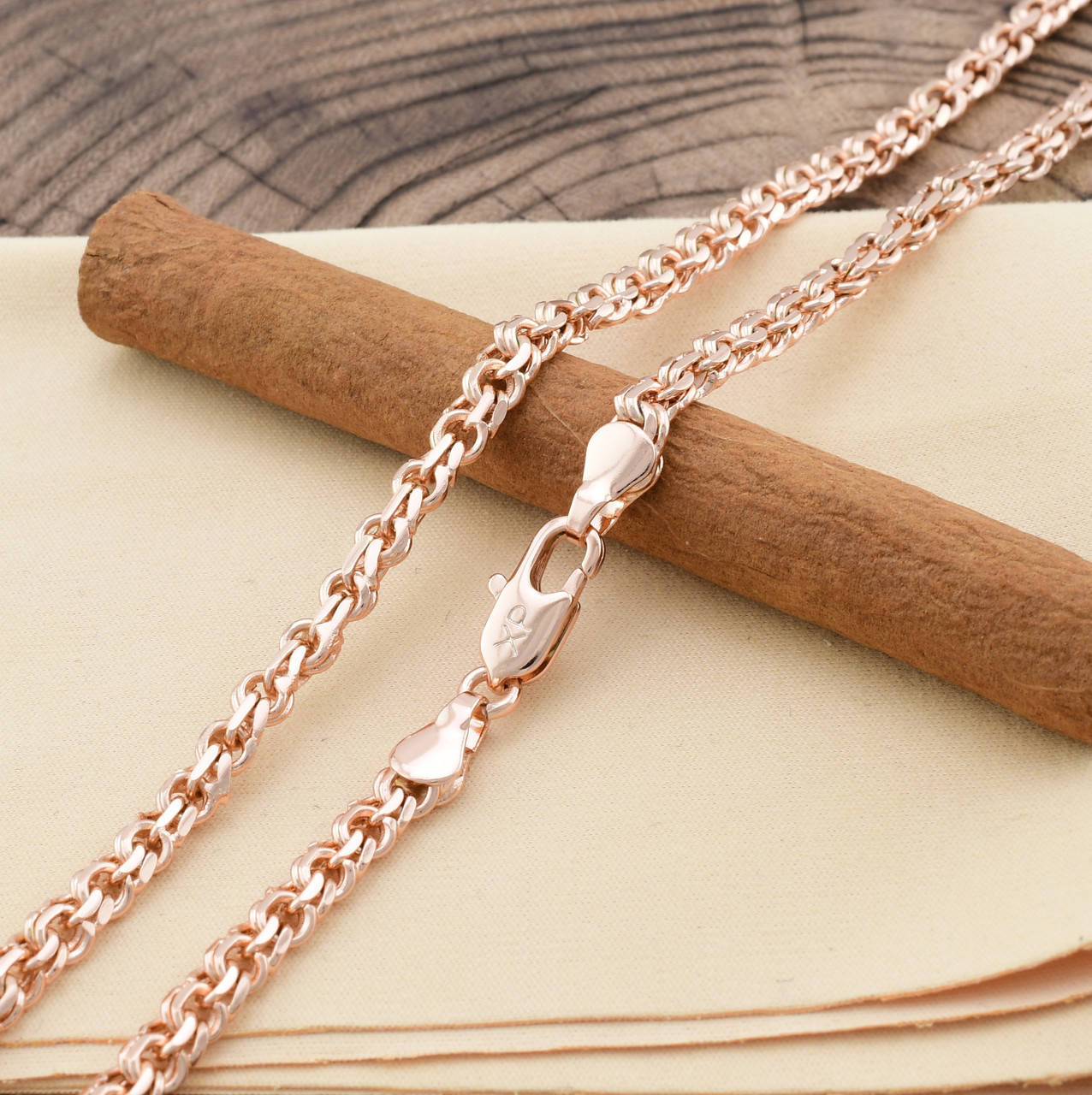 

Цепочка Xuping Бисмарк 50239расп узкое звено, дефект одного звена длина 55 см ширина 4 мм позолота Р