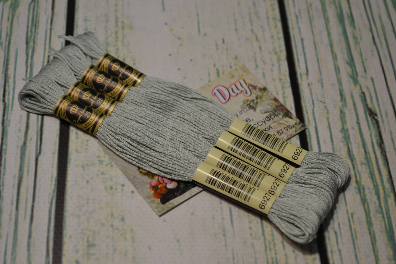 

Мулине Royal Broderie, цвет №927