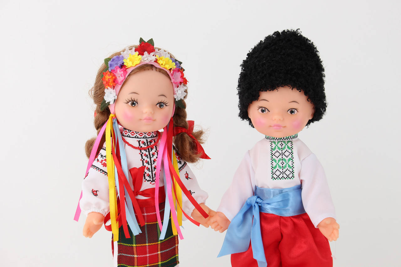 

Комплект кукол "УКРАИНЦЫ" В ВЫШИВАНКАХ (2шт., 35см)