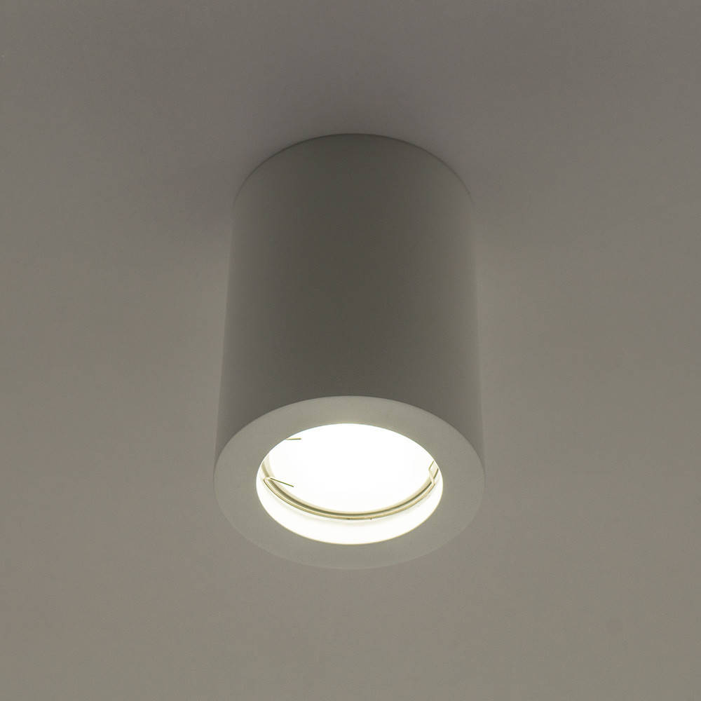 

Накладной точечный светильник GYPSUM LINE Lester R1801 WH (белый)