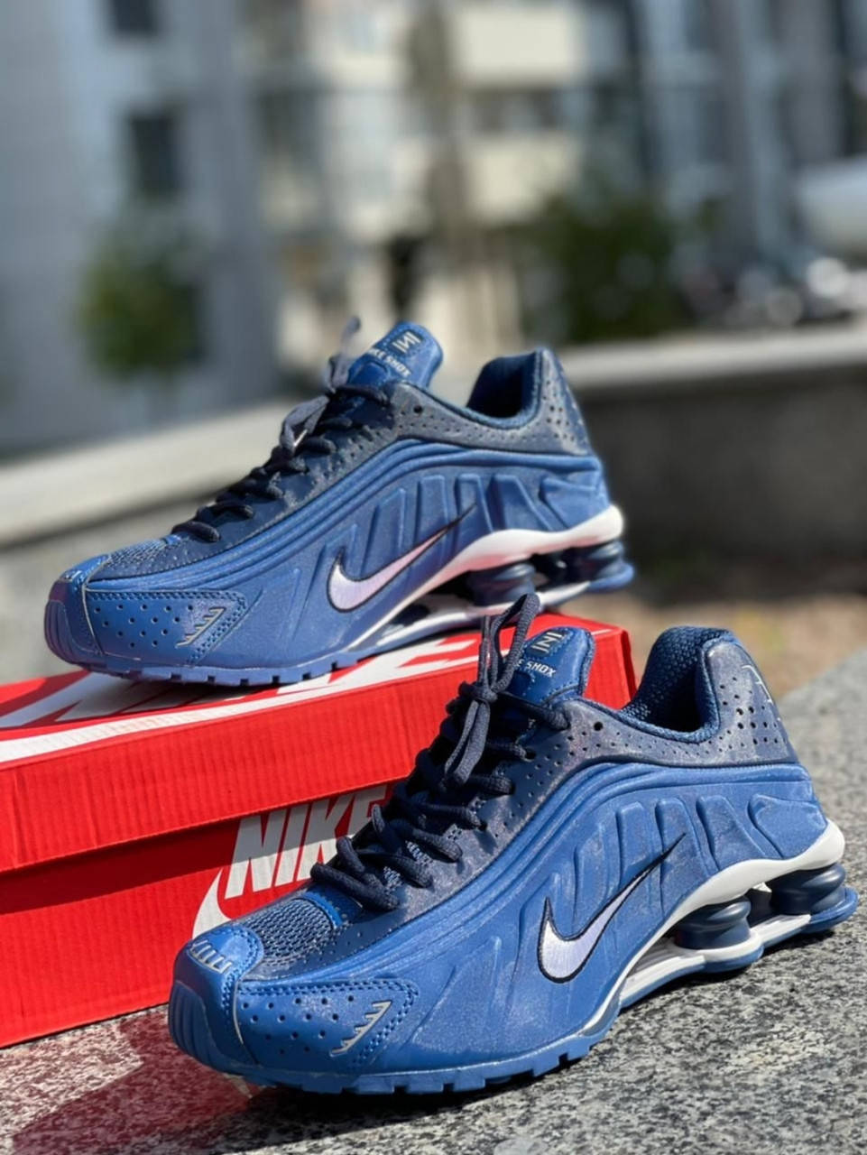 

Кроссовки NIKE SHOX R4, Синий