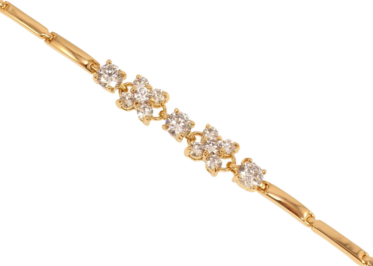 

Браслет Xuping Позолота 18K "Кристальные цветочки" длина с доп.замком 17.5,21см х 3мм