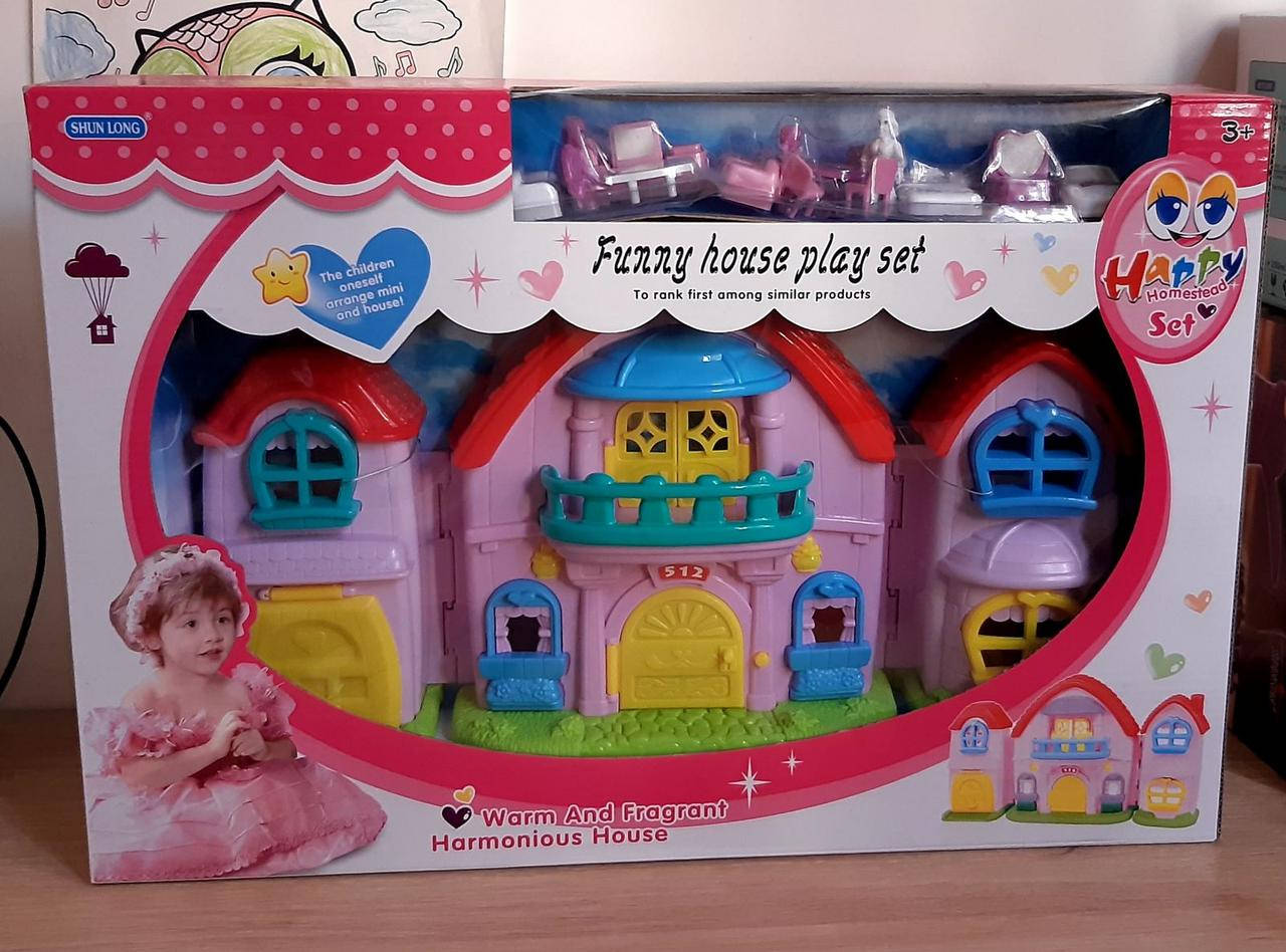 

Игровой домик с мебелью