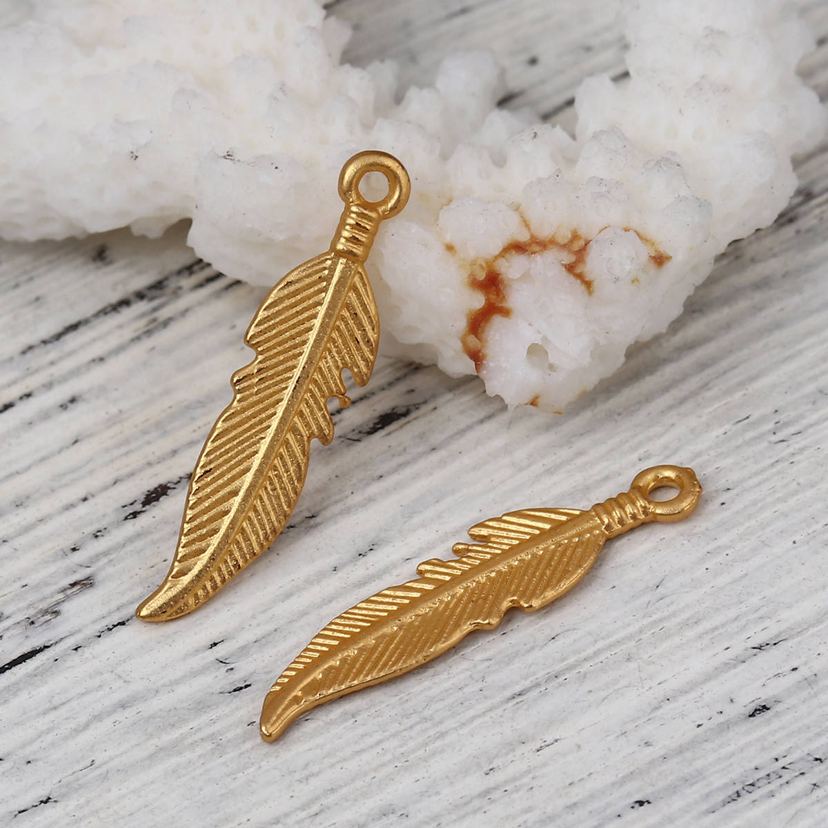 

Подвеска " Лист ", Металл, Матовый золотой цвет, 26 mm x 6 mm