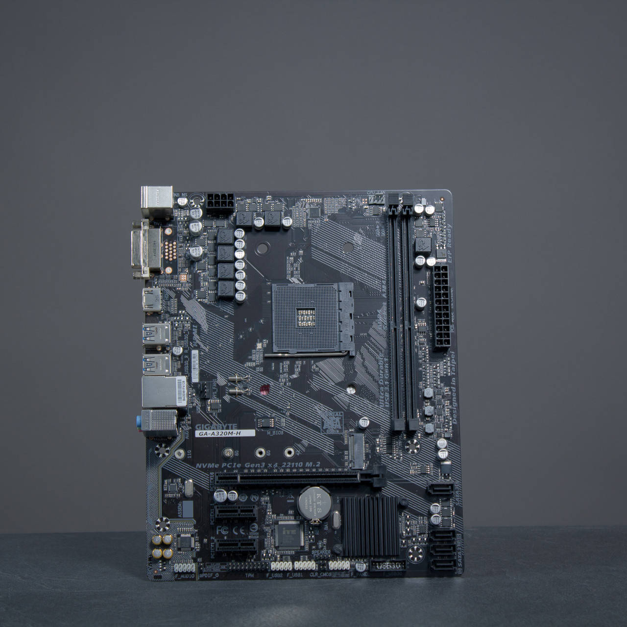 

Материнская плата Gigabyte GA-A320M-H AM4 (GA-A320M-H) Новое