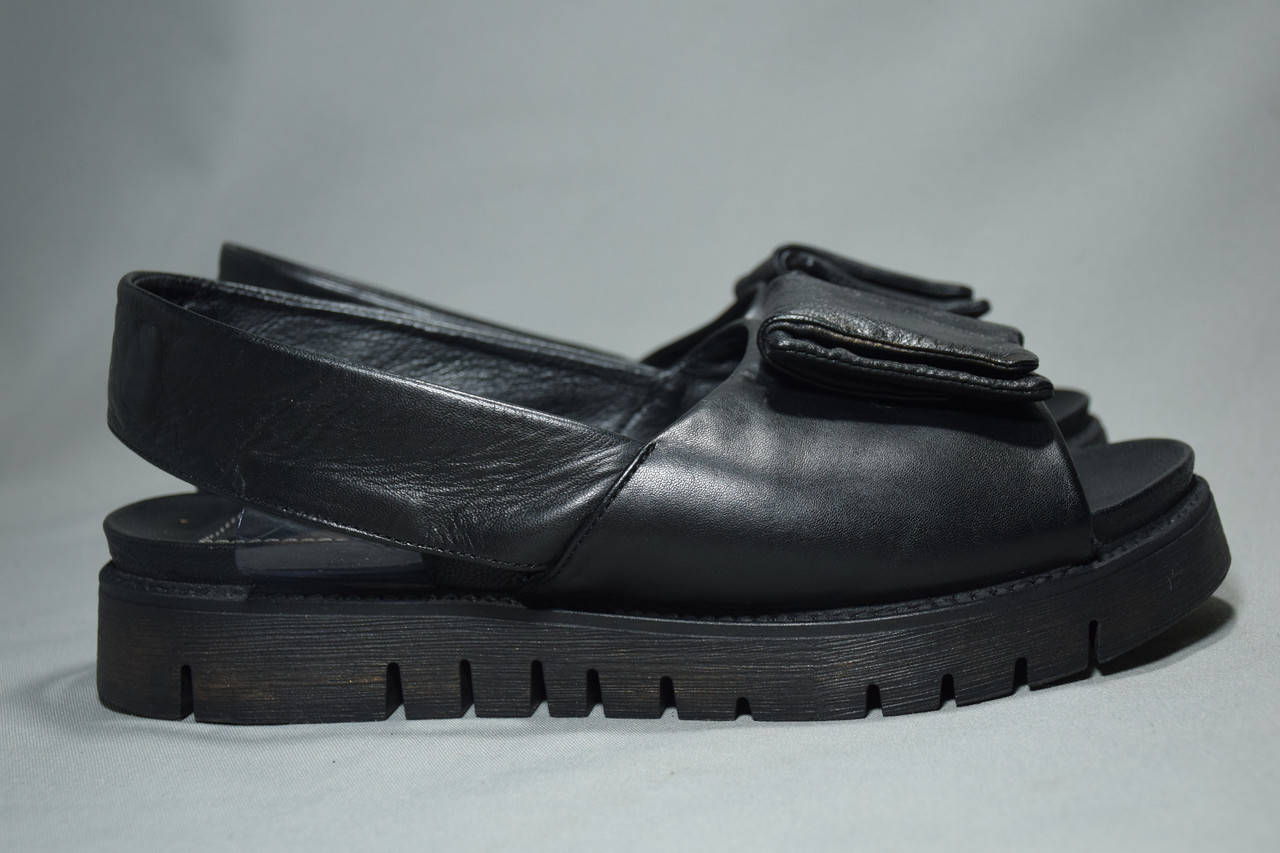 

Papucei босоножки сандалии женские кожаные. Оригинал. 40-41 р./26.5 см.