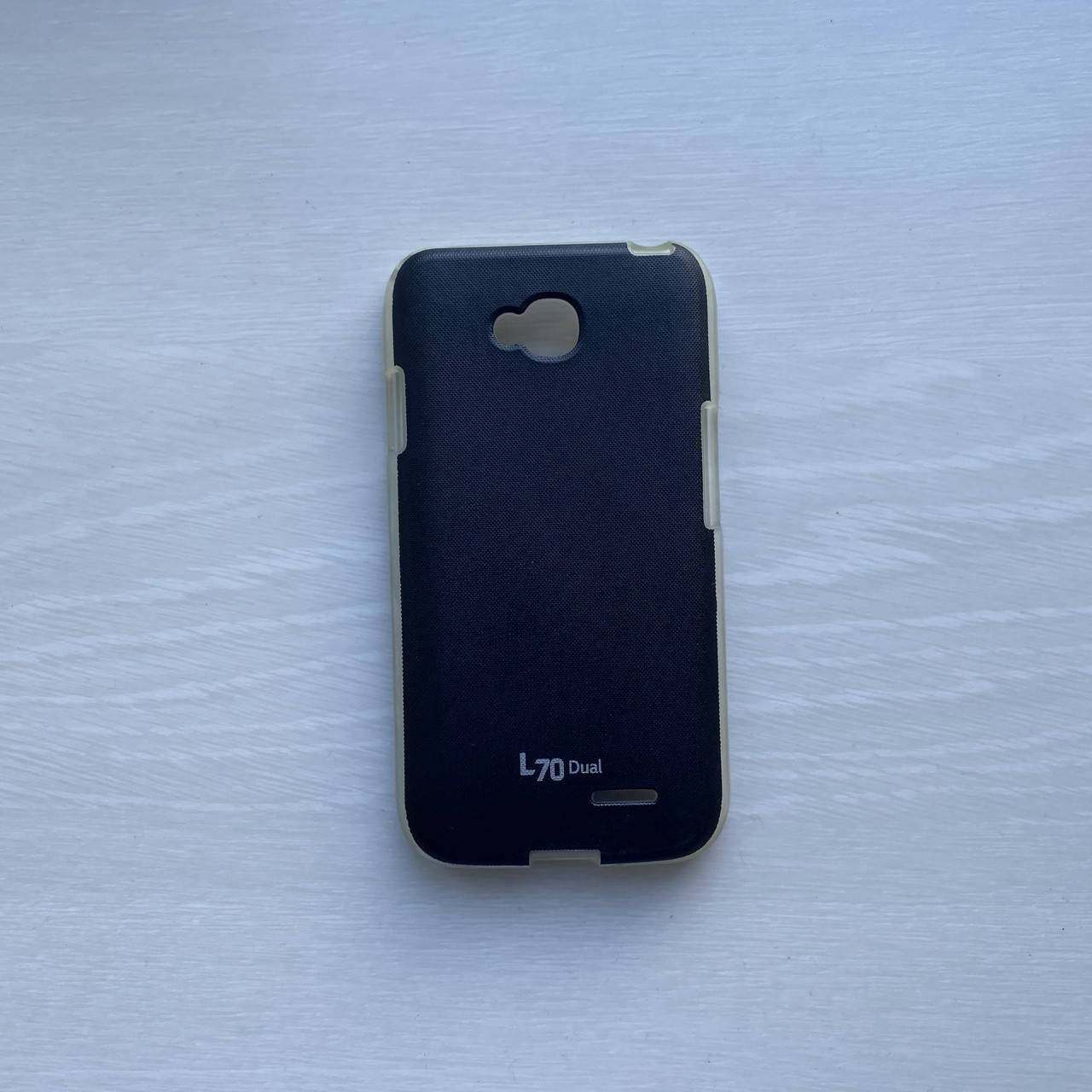 

Чехол черный силиконовый LG D325