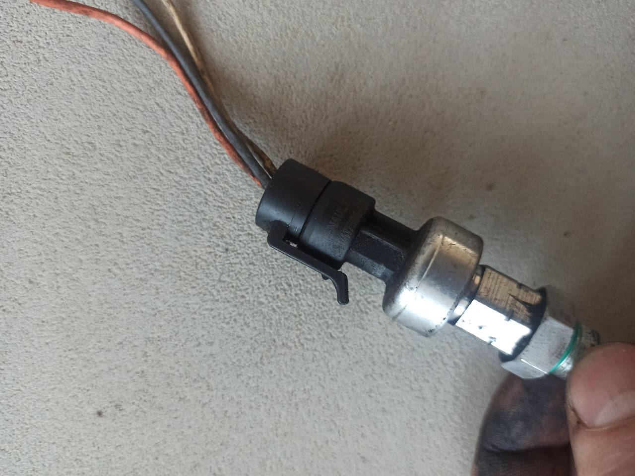 

Датчик давления кондиционера 417506,KTT130019, TSP0435080, 7700417506D, 7701205751, 92136JD50A, A4159051100