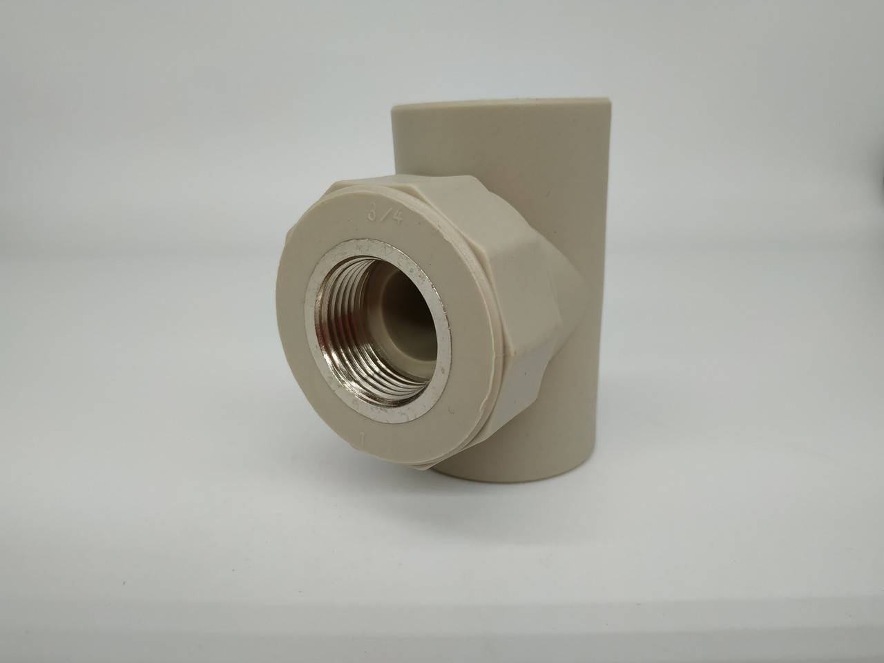 

Тройник полипропиленовый Berke Plastik ВР 20х1/2"