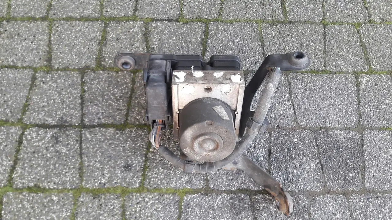 

Блок ABS FORD FIESTA MK6 V ST ST150 S 2.0 16V 05R под заказ 2-4 дн