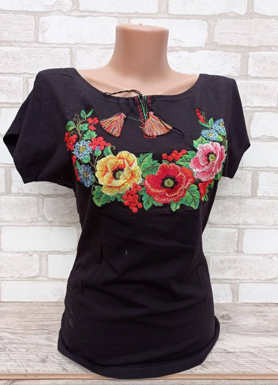 

Женская вышитая футболка, трикотаж, р-ры S, M, 150 грн., Черный