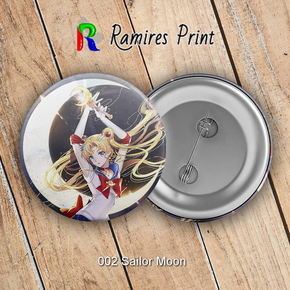 

Значок Sailor Moon 002