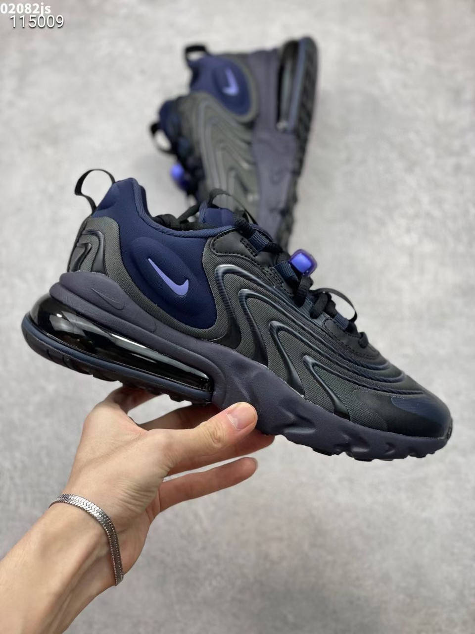 

Мужские кроссовки Nike Air Max 270 React, Синий