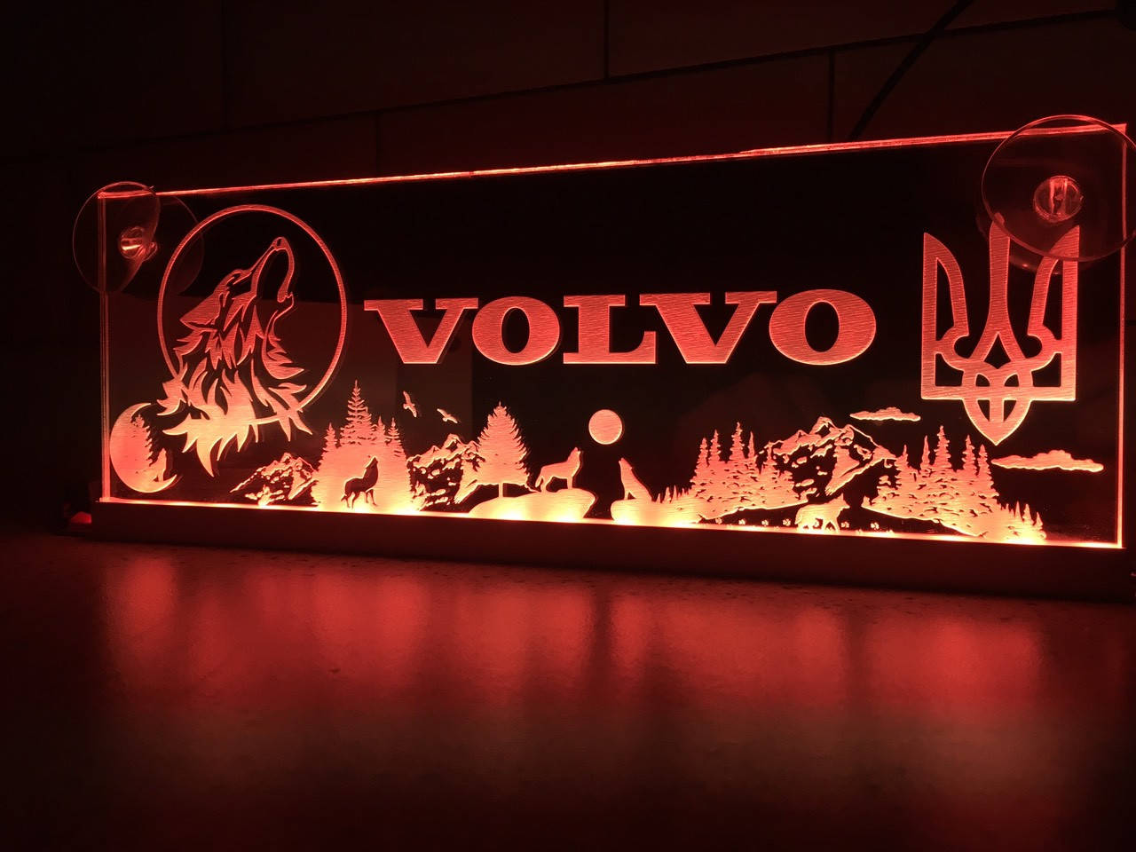 

Светодиодная табличка для грузовика VOLVO 10х30см С ПУЛЬТОМ 20 ЦВЕТОВ