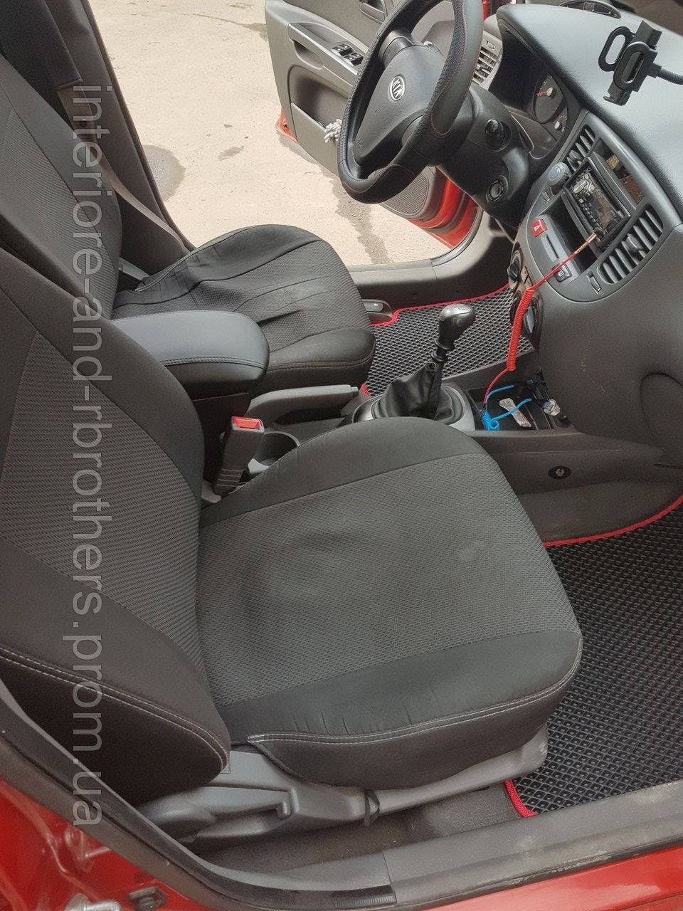 

Автомобильный подлокотник для Kia Rio 2 Киа Рио 2