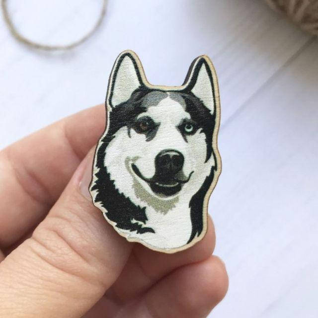 

"Собака хаски" брошь деревянная с уф-печатью