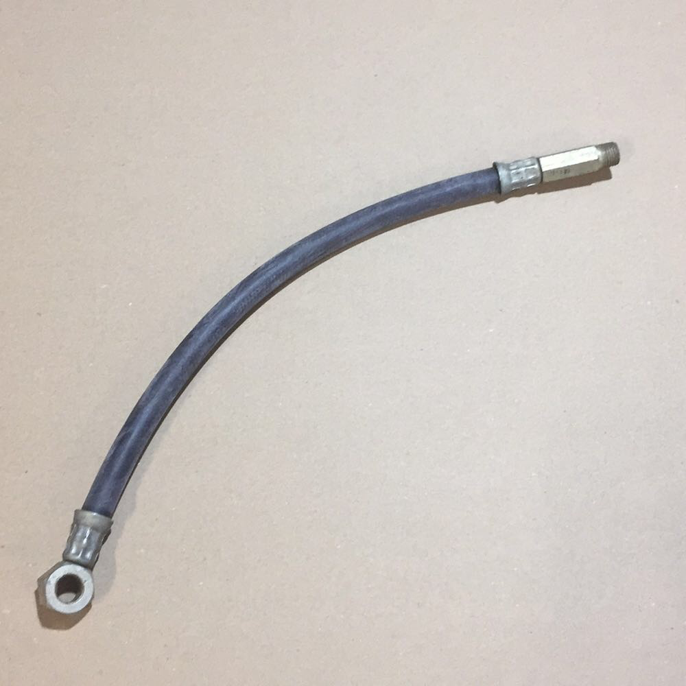 

Шланг подкачки заднего колеса КрАЗ (420 мм) 260-4224190