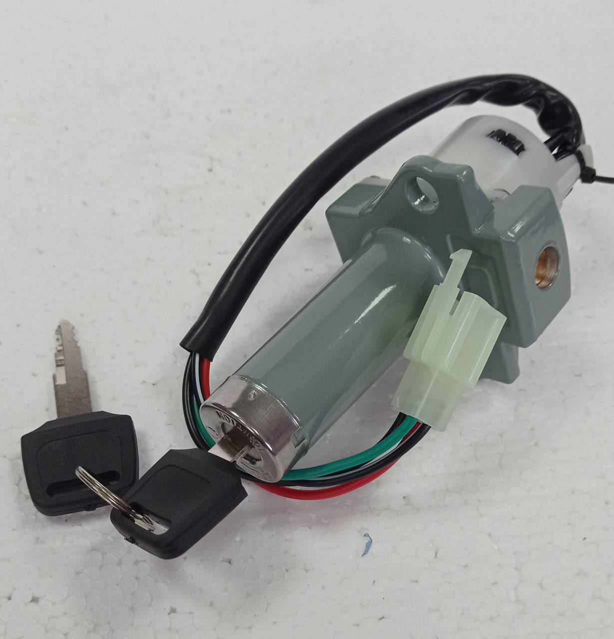 

Замок зажигания на мотоцикл 125-250сс