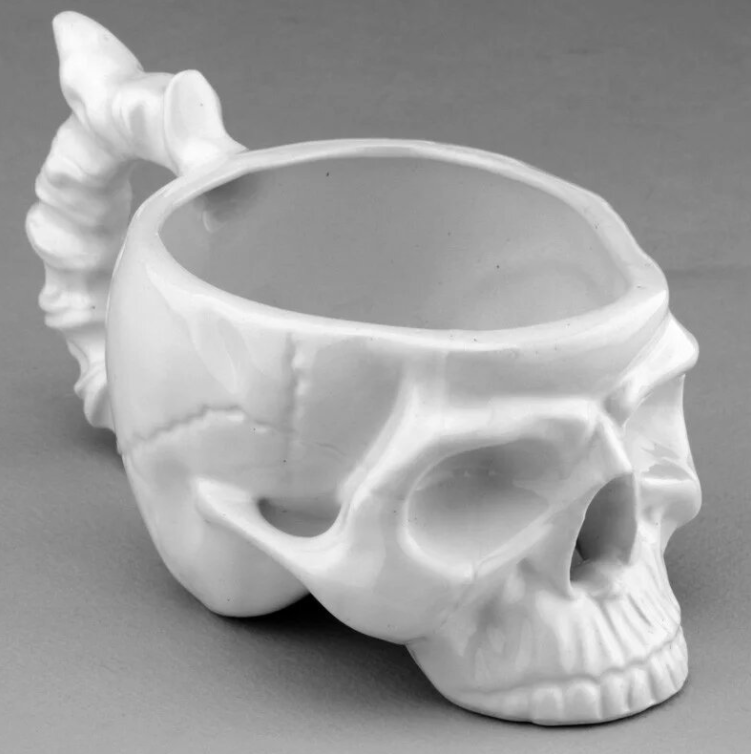 

Кружка Череп с костями 320 мл Белая, Белый