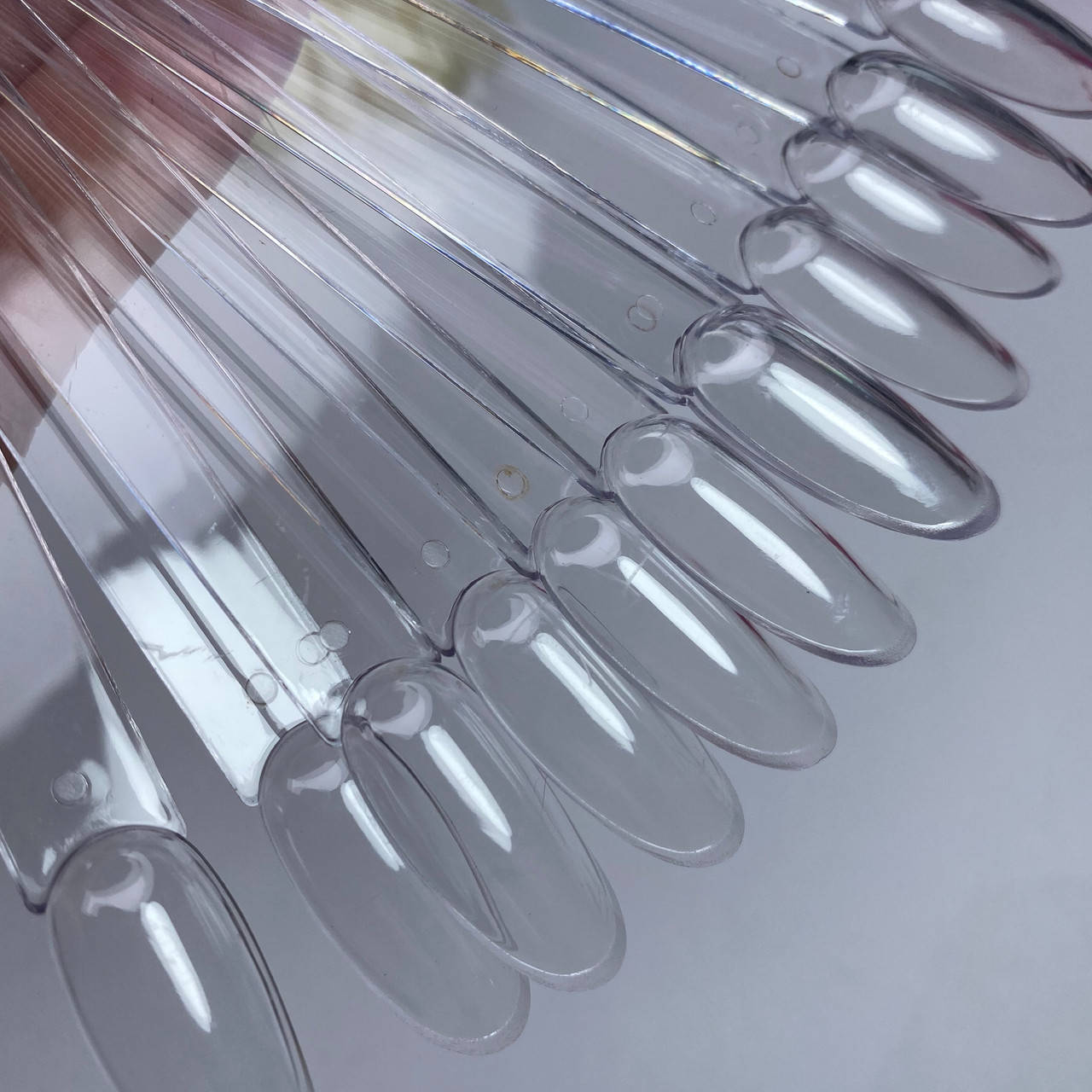 

Типсы на кольце овальные 50 шт 12,5 см прозрачные